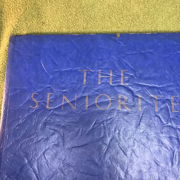 1942 The Seniorite Yearbook Huntingburg High School IN Great Vintage Photosl - Picture 2 of 7